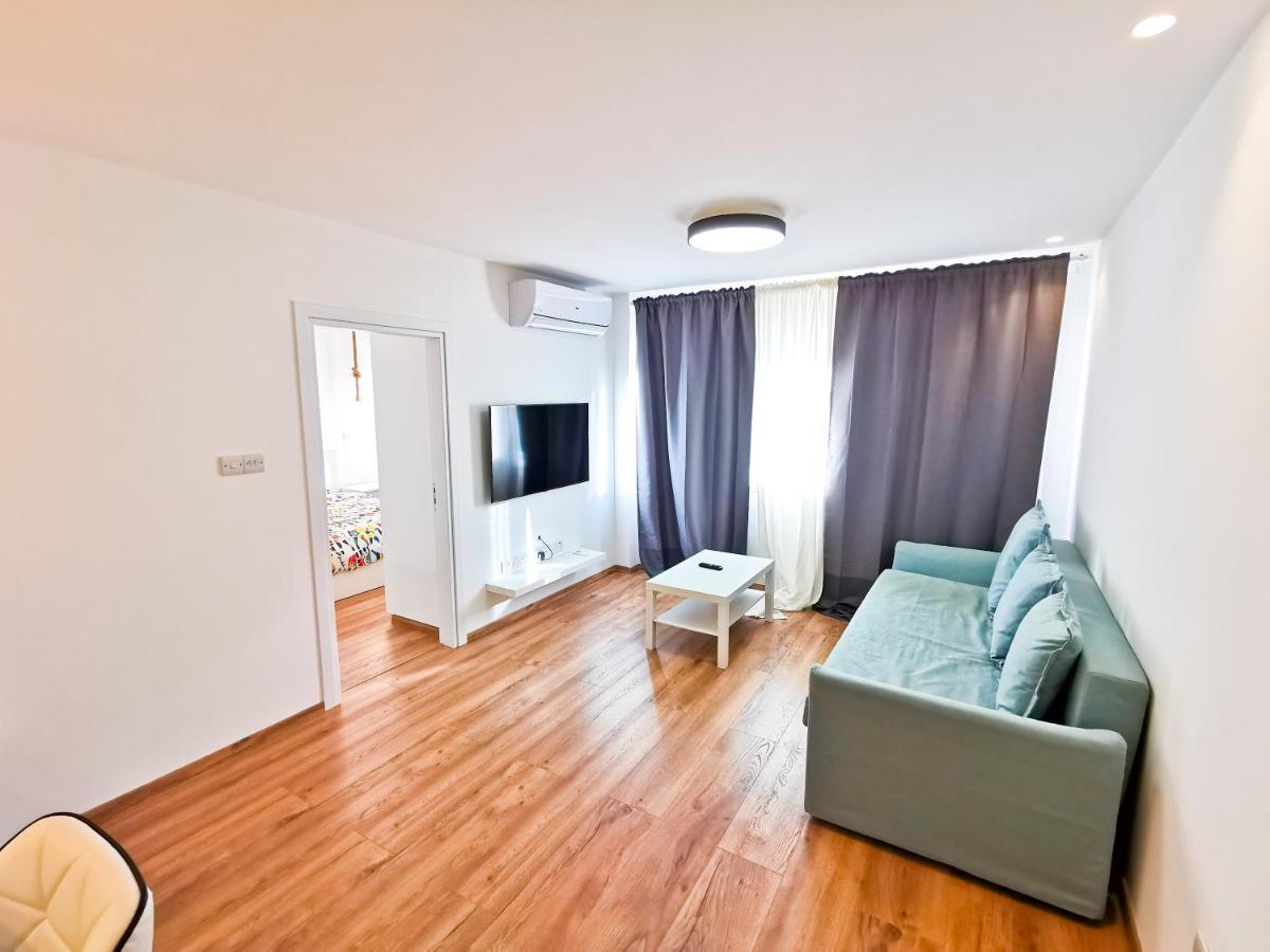 Citycenter Boutique Apartment Larnaka Exterior foto